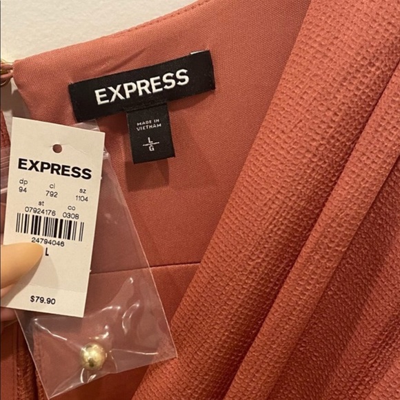 Express NWT Dress - Picture 3 of 8